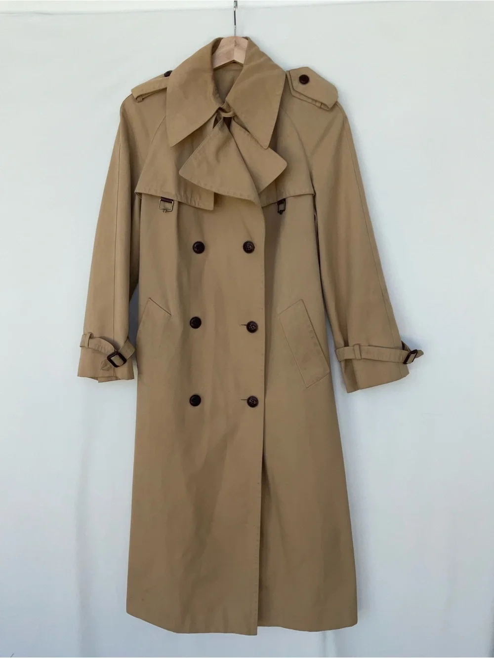 Etienne Aigner Beige Trench Coat - Picture 1 of 13